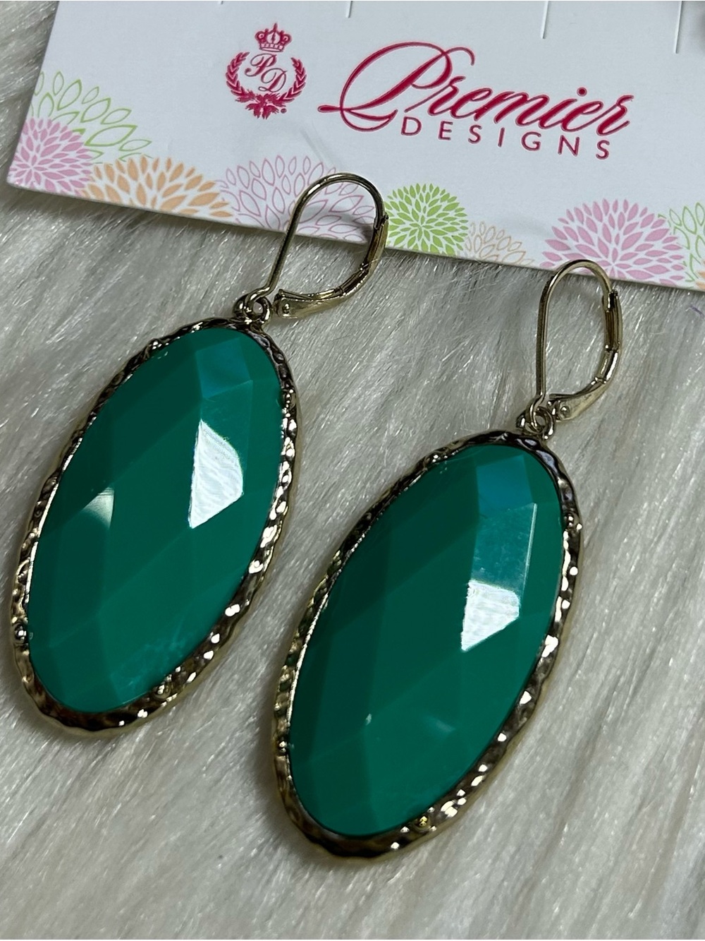 Premier Designs green and blue Faceted dangle Earrings